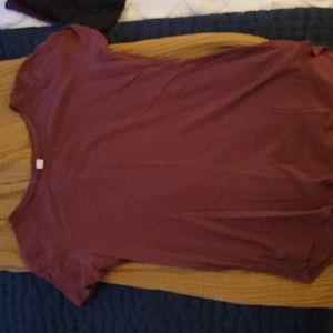 Lululemon burgandy tshirt, size 4